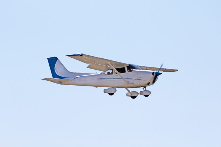 First 172 Why the Cessna 172 Skyhawk is One of the Best Aircraft for Pilot ...